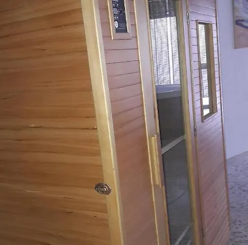 Mary פואנגירולה