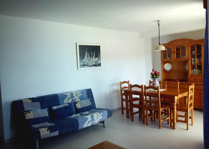 Mary פואנגירולה